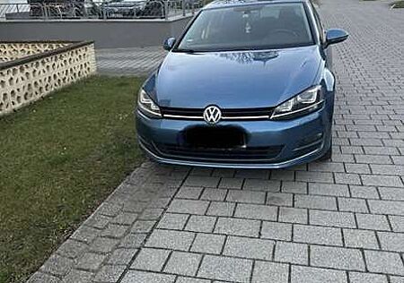 VW Golf Volkswagen 2.0 BlueTDI Highline