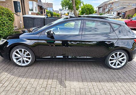 Seat Leon 2.0 TDI DPF DSG FR