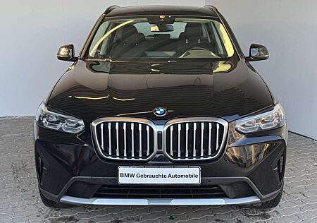 BMW X3 xDrive30iA LiveCock.Sportsz.ParkAss.SHZ.DAB.