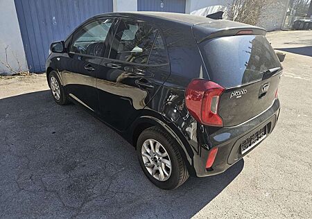 Kia Picanto 1.0 Dream Team Edition