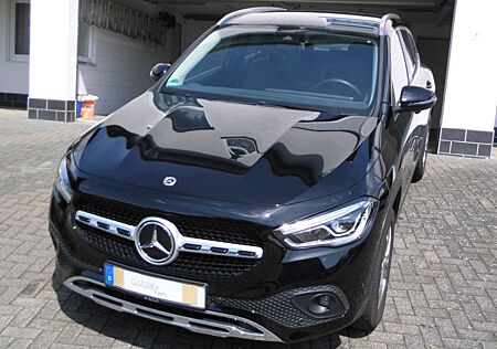 Mercedes-Benz GLA 220 d 8G-DCT Progressive