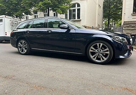 Mercedes-Benz C 220 d 4Matic T 9G-TRONIC Avantgarde