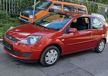 Ford Fiesta AUTOMATIC GETRIEBE-IDEAL FÜR ANFÄNGER