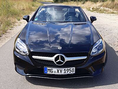 Mercedes-Benz SLC 180 Automatik 9-Gang , Service neu , Panoramadach