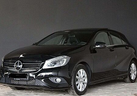 Mercedes-Benz A 200 Style*BI- Xenon*Navi*Leder*Garantie*Panorama-SD
