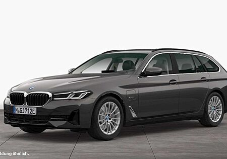 BMW 530 e Touring Head-Up HK HiFi DAB LED WLAN RFK