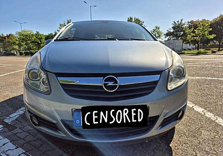 Opel Corsa 1.4 16V Automatik Innovation
