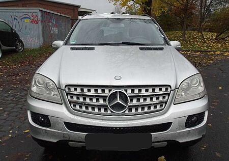 Mercedes-Benz ML 320 CDI 4Matic 7G-TRONIC