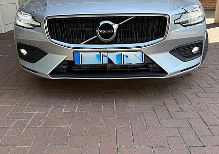 Volvo V60 B4 D