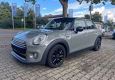 Mini Cooper 5-trg. Navigation, LED-Scheinwerfer