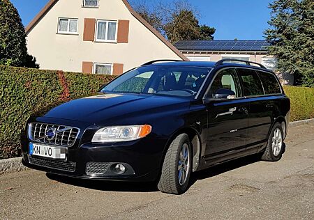 Volvo V70 2.4D Aut. Momentum