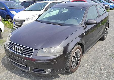 Audi A3 1.6 KLIMAA SHZ BC EL. SCHIEBEDACH SERVO Ambition