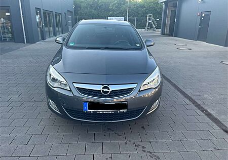 Opel Astra 1.4 Selection