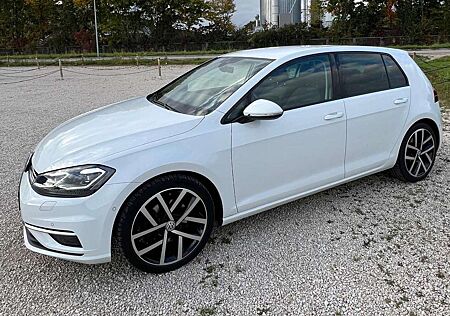 VW Golf Volkswagen VII 5-Türer 1.5 TSI ACT OPF DSG Highline