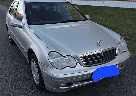 Mercedes-Benz 200