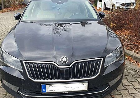 Skoda Superb +2.0+TDI+4x4+DSG+L