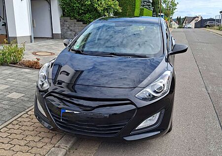 Hyundai i30 1.6 CRDi Trend