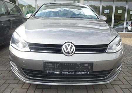 VW Golf Volkswagen 1.2 TSI BlueMotion Technology Trendline