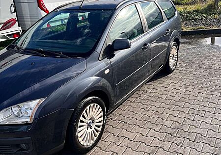 Ford Focus Turnier 1.8