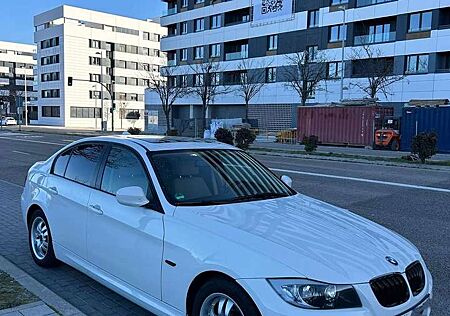 BMW 328i 328 E90 (USA)
