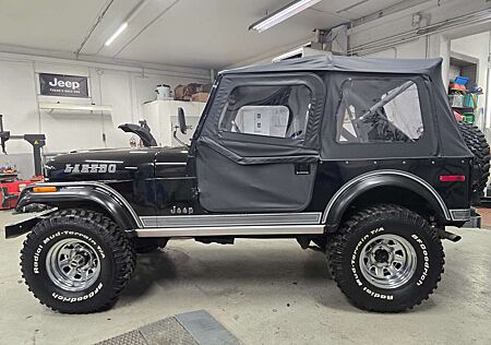 Jeep CJ-7 Laredo 4,9l V8 Oldtimer 83tkm 2 Hand