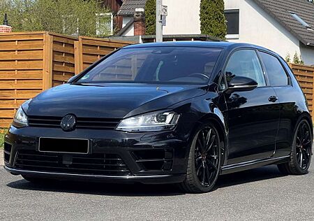 VW Golf R Volkswagen R400