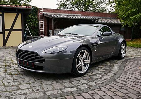 Aston Martin Vantage V8 Roadster