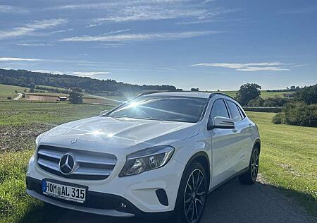 Mercedes-Benz GLA 200 CDI / d (156.908)