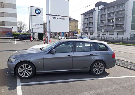 BMW 320d 320 DPF Touring Aut.