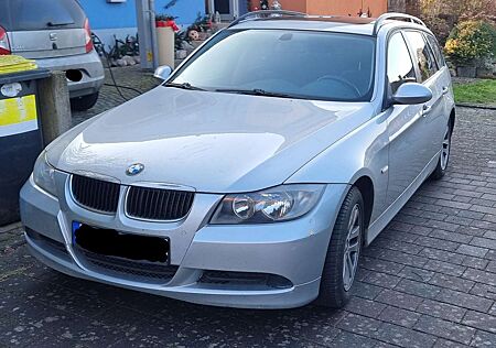 BMW 320i 320 touring (seit Motortausch 65 tkm)