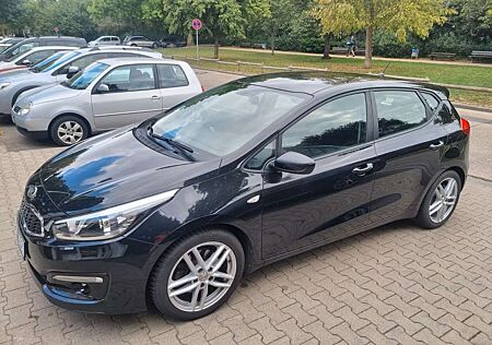 Kia Cee'd Ceed / Ceed 1.4 CVVT Edition 7