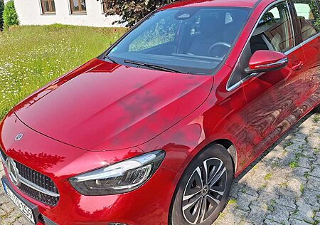 Mercedes-Benz B 180 B+180+7G-DCT+Progressive+Advanced