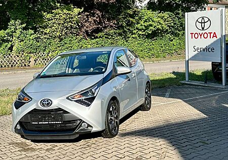 Toyota Aygo x-play connect Relax-Garantie bis 2034 möglich