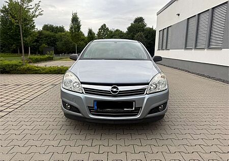 Opel Astra H 1.4 NAVI*5-türer*Klima*Service neu* Tüv01.26