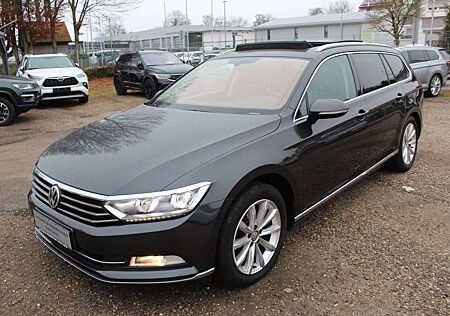 VW Passat Variant Volkswagen Passat Var. Highline 2.0 TDI*PANO*ACC*1.Hd.*LED*