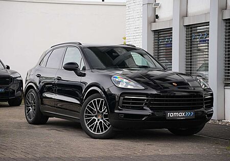 Porsche Cayenne PLATINUM-LUFTF.-PANO-HEAD UP-BOSE-21"RS