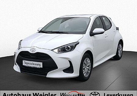 Toyota Yaris Hybrid Business Edition SHZ Klima