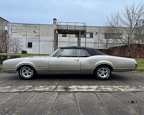 Oldsmobile Delta 88 Delmont 88 425 cui Cabrio