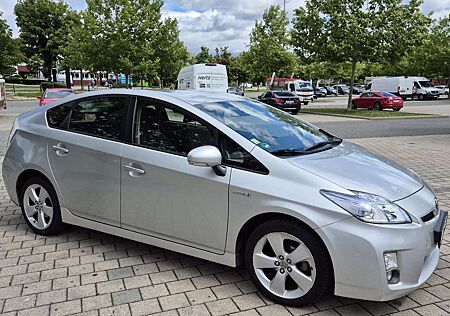 Toyota Prius (Hybrid)