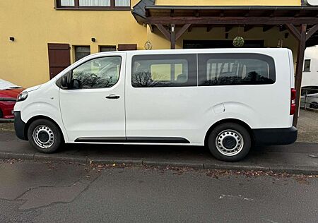 Opel Vivaro Kombi L3 Navi KlimaPdcAhk 9-Sitzer Top