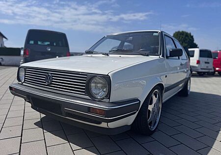 VW Golf Volkswagen II Automatik/Oldtimer/Porschefelgen/Schiebedach