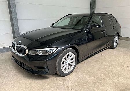 BMW 318 d Touring Advantage Aut.+ El.AHK +St.hzg+ DAB