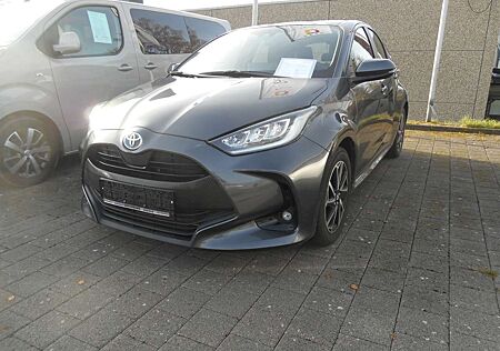 Toyota Yaris Hybrid Team Deutschland Comfort Paket SH KeylessGo