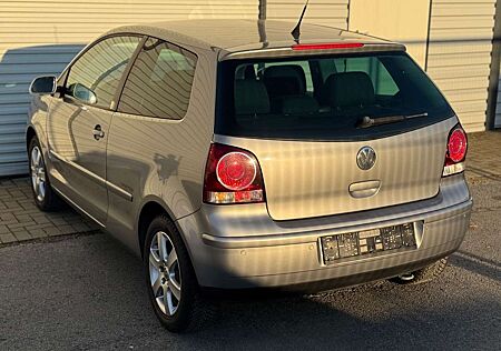 VW Polo Volkswagen 1.2-Klima-PDC-TÜV 11/27-Sitzheiz-Reifen NEU