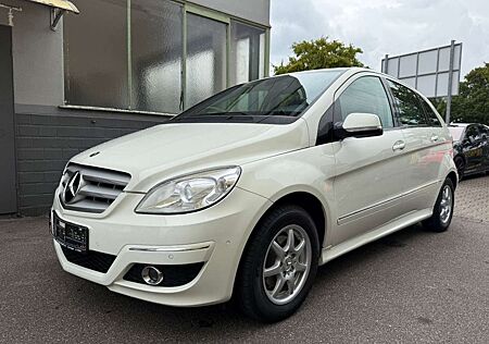 Mercedes-Benz B 150 TÜNNEU! Klima Media SHZ Xenon ParkAssist