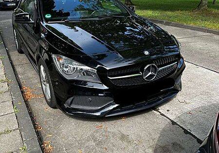Mercedes-Benz CLA 200 7G-DCT AMG Line