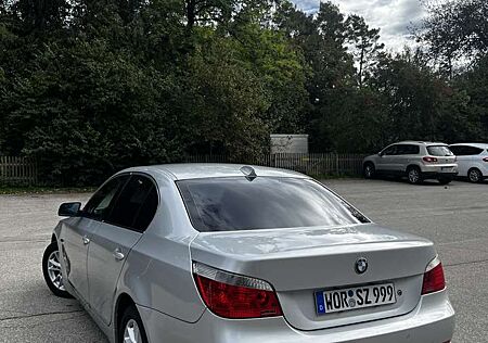 BMW 525i 525