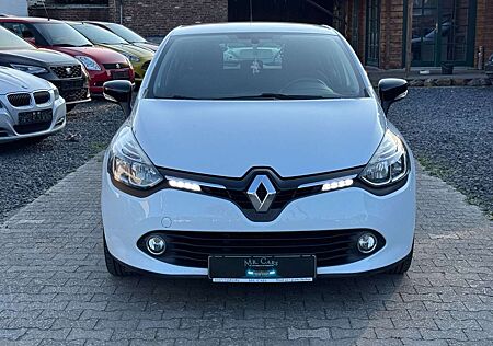 Renault Clio IV Dynamique mit Navigation und Tempomat
