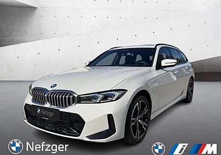 BMW 330 e xDrive Touring M Sport Park-Assistent PANO LED H
