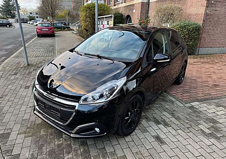 Peugeot 208 Active *Top Zustand*Sitzheizung*PDC*Tempomat